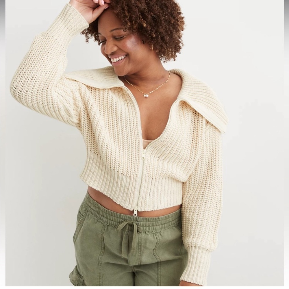 Aerie Cream Cowl Neck Sweater ***